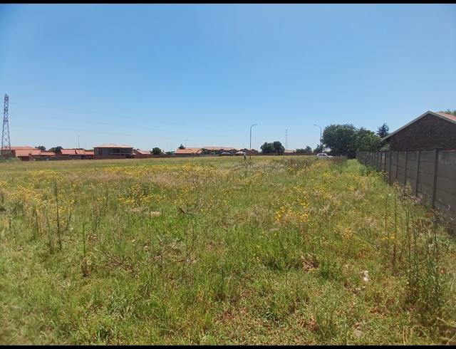 1,036M² VACANT LAND FOR SALE IN RIVERSDALE